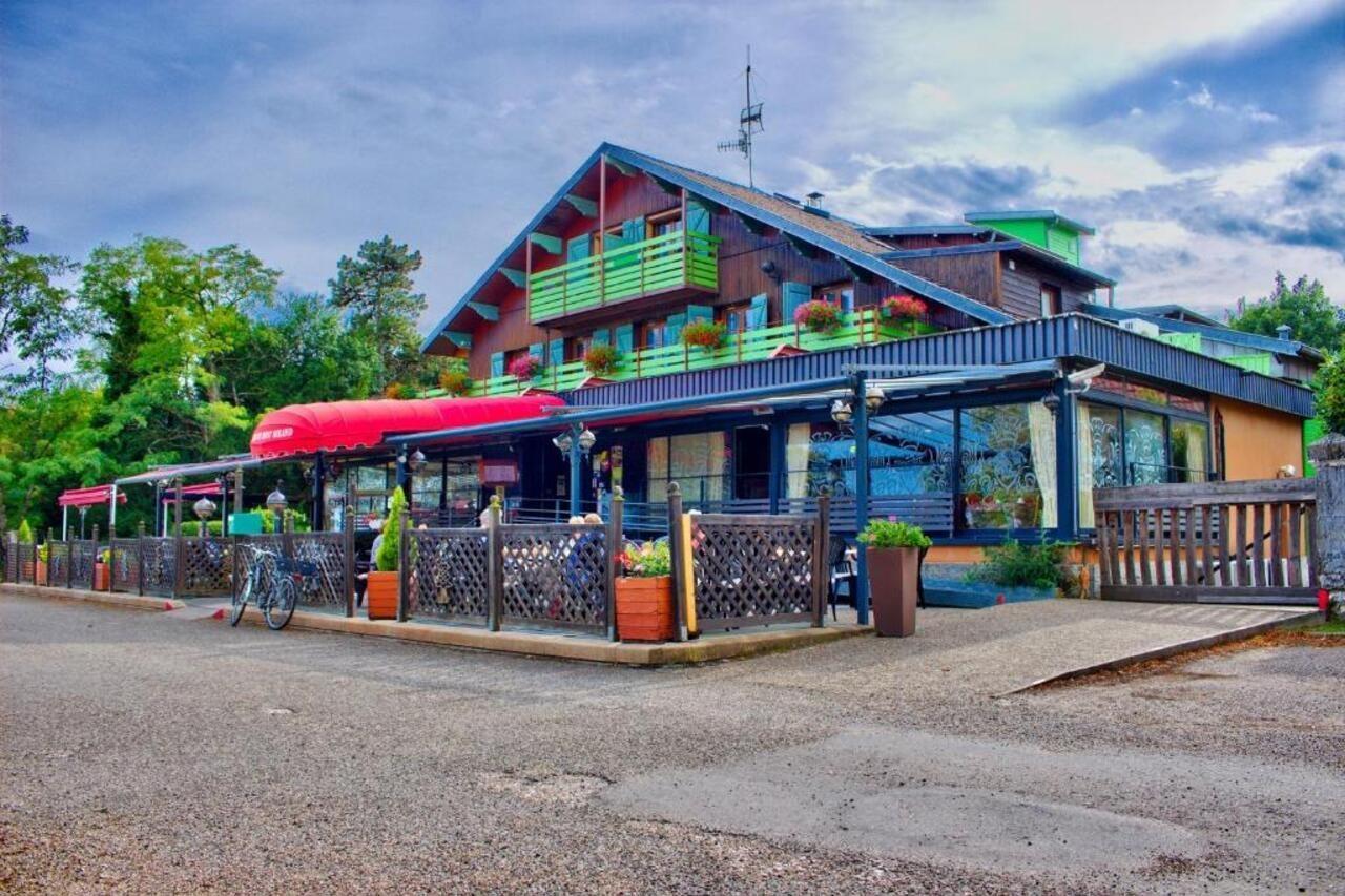 Logis Hotel Restaurant Le Chalet Du Mont Roland Sampans Ngoại thất bức ảnh