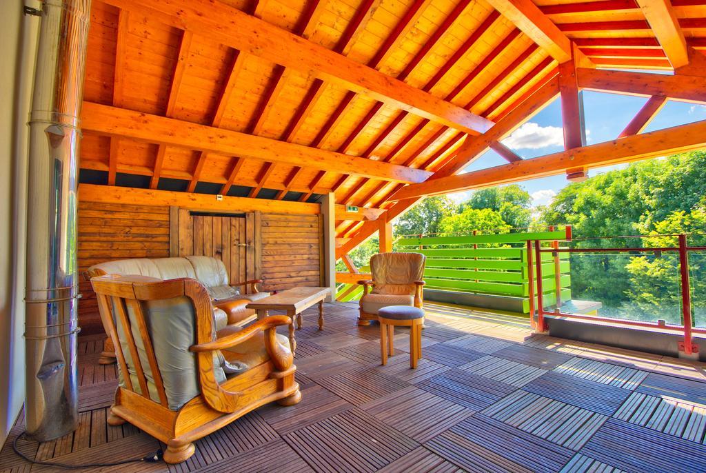 Logis Hotel Restaurant Le Chalet Du Mont Roland Sampans Ngoại thất bức ảnh