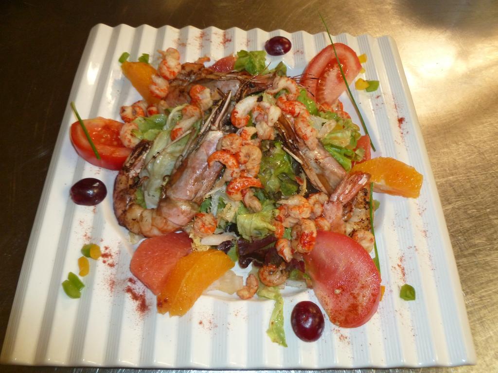 Logis Hotel Restaurant Le Chalet Du Mont Roland Sampans Ngoại thất bức ảnh